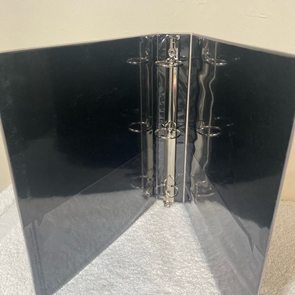 Divoga® Glitter 3-Ring Binder, 1" 1/2 in Round Rings, 3pk - Picture 8 of 8